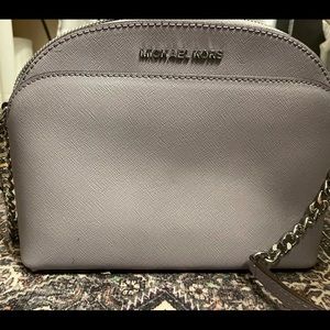 Mk crossbody in light purple (lavender)